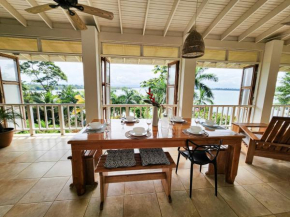 Tropical Paradise Beachfront & Jungle Home